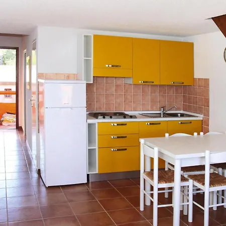 Apartment Marina Di Pinarello, 3 For 6 Pers , Cleaning Included *