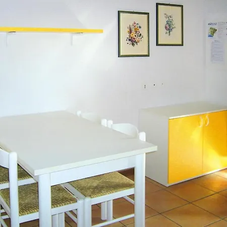 Apartment Marina Di Pinarello, 3 For 6 Pers , Cleaning Included